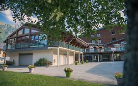Les Chalets Des Aiguilles
